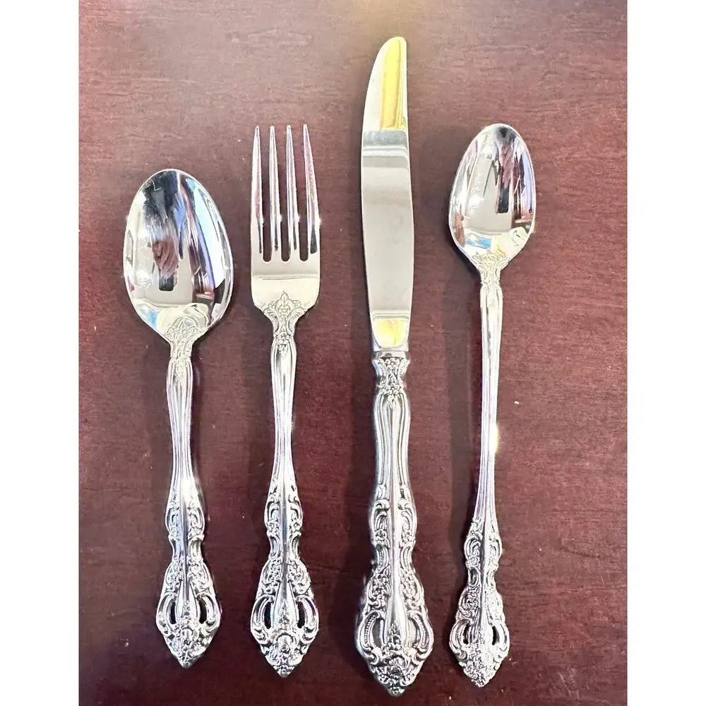 Oneida Michelangelo Cube Heirloom Stainless Flatware-4 Pieces